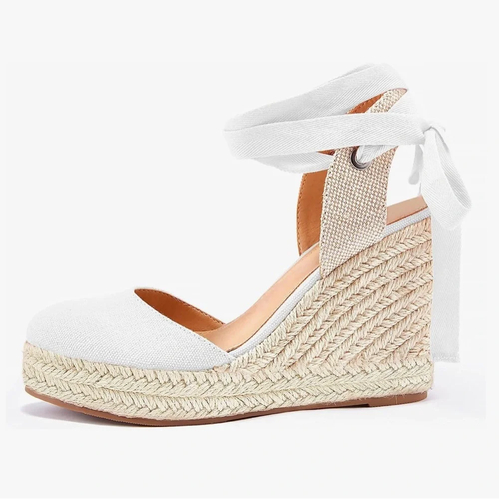 NWOT Women's White Espadrille Wedge Sandals Heels Closed Toe Lace Up
